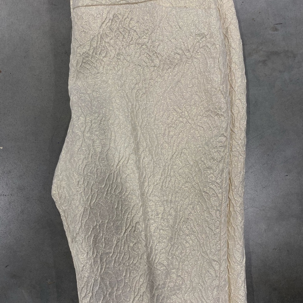 Short - Picture 3 of 4